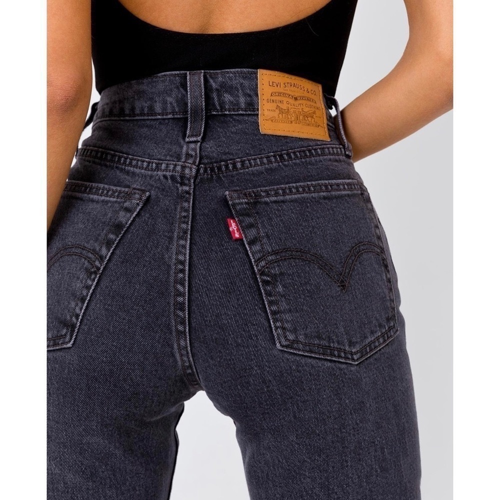 LEVI’S Wedgie Straight Jean That Girl Washed Black